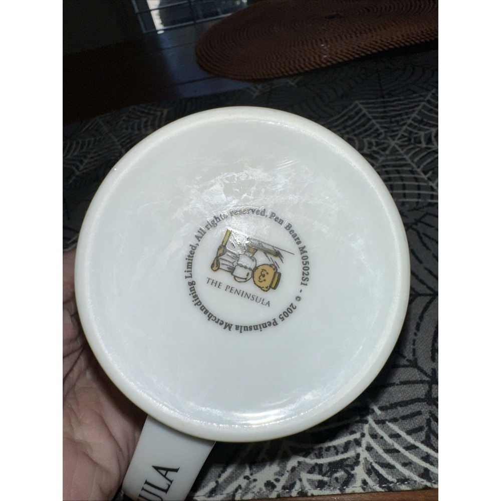 The Peninsula 2005 Limited Edition Bear‎ Mug  10oz - Picture 5 of 5